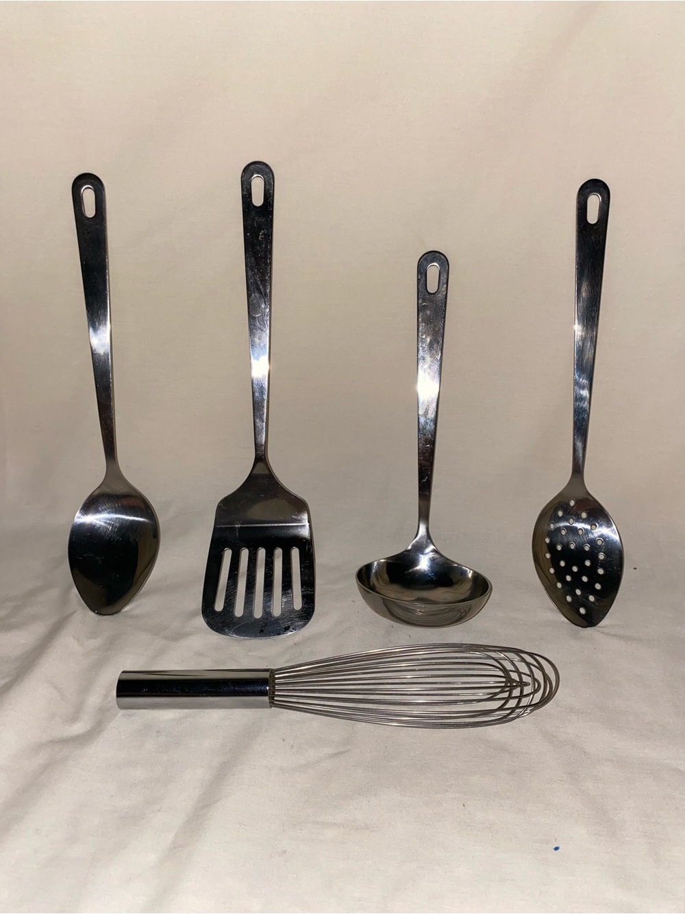 Wolfgang Puck Stainless Steel Kitchen Bistro Utensil Set - Silver